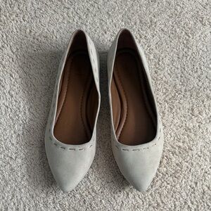 Frye Women's Pointed Toe Flats in Light Gray Suede